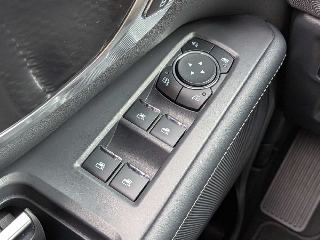 Used 2026 Ford Expedition Platinum w/ Stealth Appearance Package AWD/4WD image 23