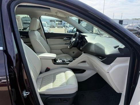 Used 2023 Buick Envision Avenir FWD image 23