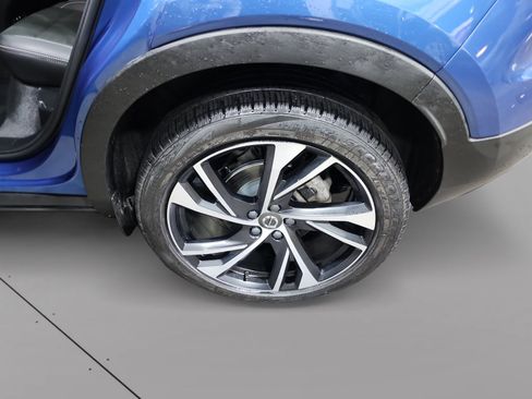 Used 2021 Volvo XC40 T5 R-Design w/ Climate Package AWD/4WD image 14
