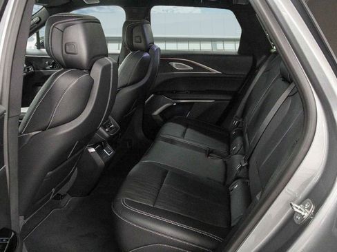 Used 2026 Cadillac Lyriq Premium Luxury image 12