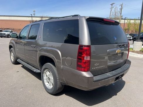 Used 2014 Chevrolet Suburban LT AWD/4WD image 7
