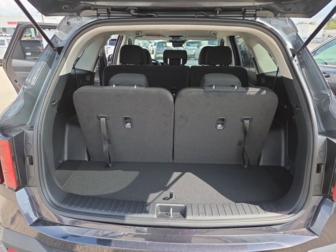 New 2026 Kia Sorento LX image 8