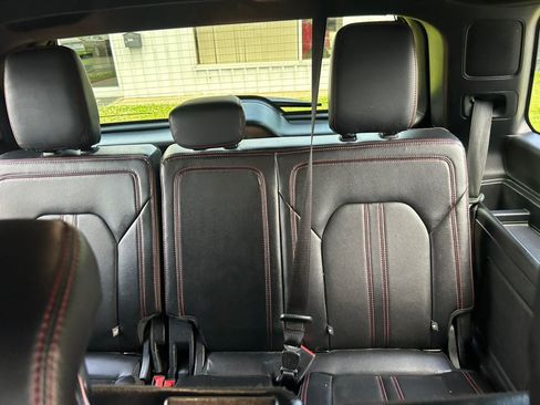 Used 2020 Ford Expedition Limited w/ Equipment Group 303A AWD/4WD image 22