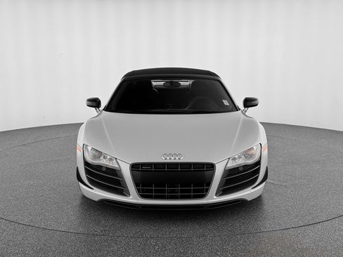 Used 2012 Audi R8 GT image 9