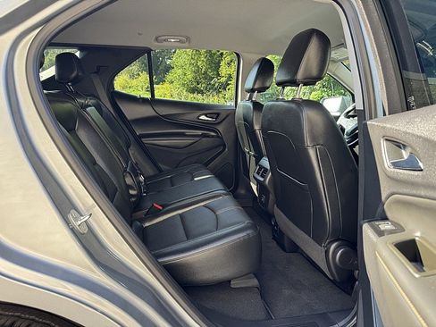 Used 2023 Chevrolet Equinox Premier image 23