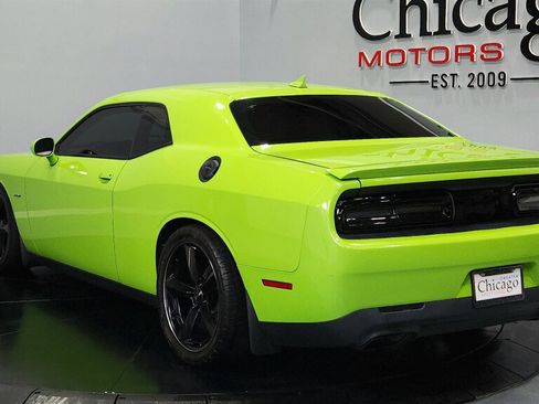 Used 2015 Dodge Challenger R/T w/ Quick Order Package 22B R/T RWD image 9