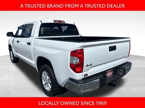 Certified 2018 Toyota Tundra SR5 w/ SR5 Upgrade Package AWD/4WD image 3
