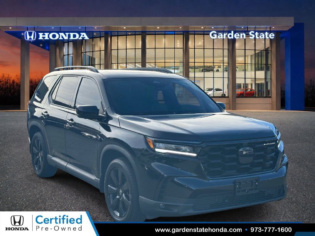 Used 2025 Honda Pilot Black Edition image 1
