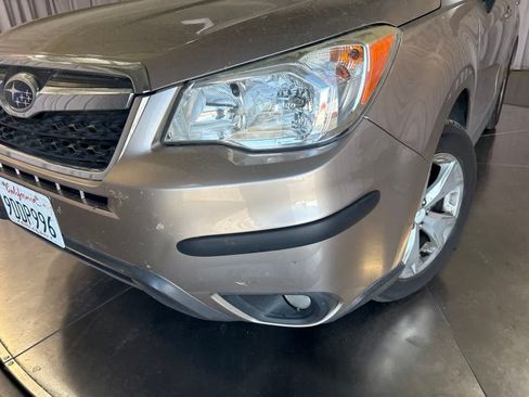 Used 2016 Subaru Forester 2.5i Premium AWD/4WD image 9