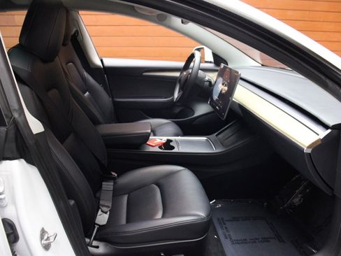 Used 2023 Tesla Model 3 Standard Range RWD image 60