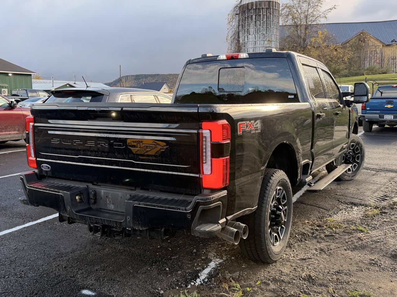 Used 2026 Ford F250 Platinum w/ FX4 Off-Road Package AWD/4WD image 2