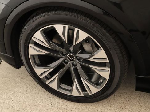 New 2026 Audi Q8 Premium Plus image 30