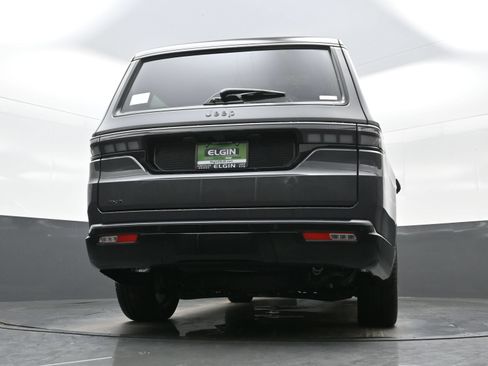 New 2026 Jeep Grand Wagoneer Summit AWD/4WD image 18