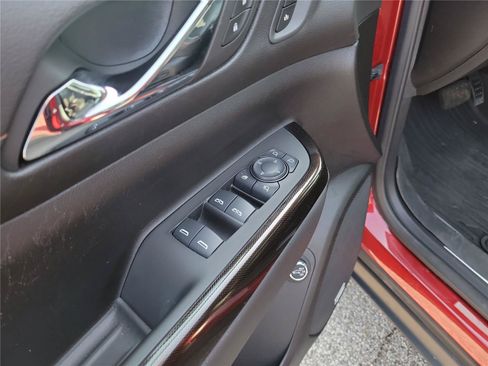 Used 2023 GMC Acadia AT4 w/ Technology Package AWD/4WD image 23