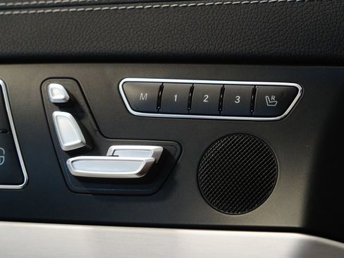 Used 2013 Mercedes-Benz SL 63 AMG image 34
