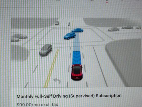 Used 2024 Tesla Model Y Long Range RWD image 32