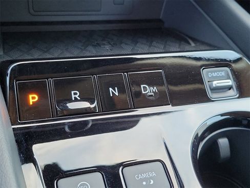 Used 2025 Nissan Murano SV image 13