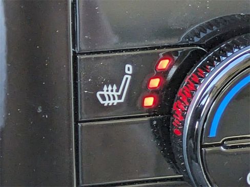 Used 2024 Nissan Armada SL w/ Captain's Chairs Package image 27