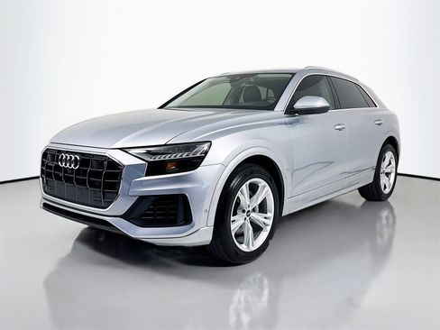 Used 2023 Audi Q8 Prestige image 3