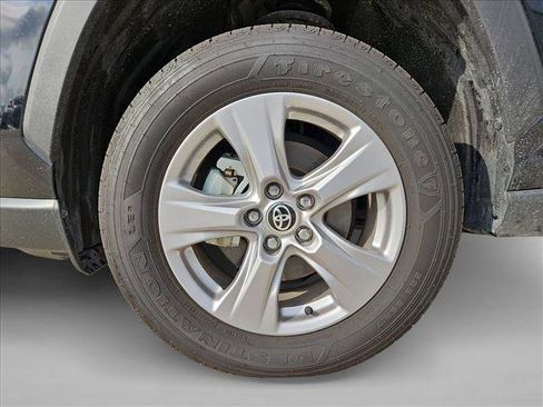 Used 2025 Toyota RAV4 LE AWD/4WD image 24