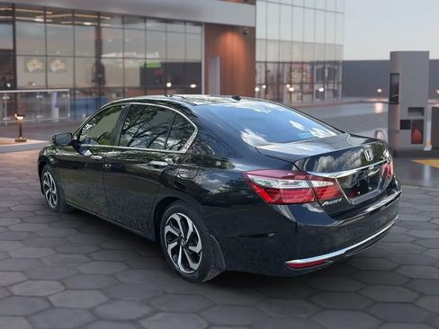 Used 2017 Honda Accord EX-L image 7