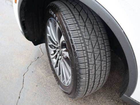 Used 2020 Lincoln Aviator Reserve w/ Elements Package Plus AWD/4WD image 22