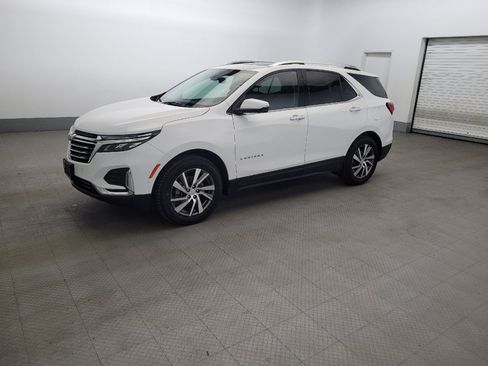 Used 2022 Chevrolet Equinox Premier AWD/4WD image 2
