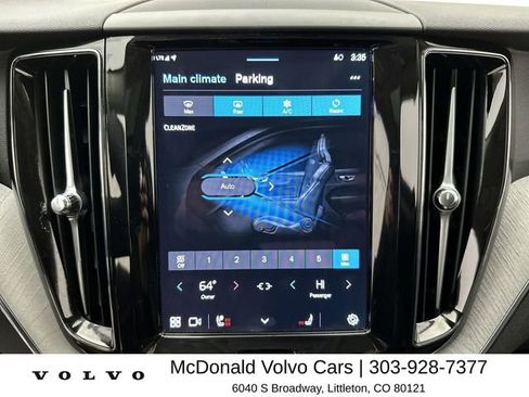Certified 2025 Volvo XC60 B5 Plus AWD/4WD image 19