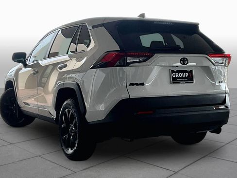 Used 2023 Toyota RAV4 LE FWD image 12