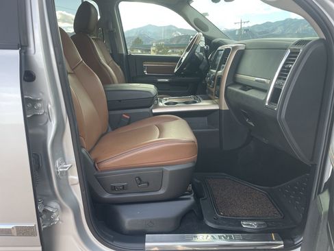 Used 2016 RAM 2500 Longhorn w/ Convenience Group image 17