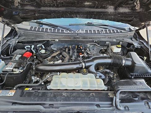 Used 2023 Ford Expedition Limited image 26