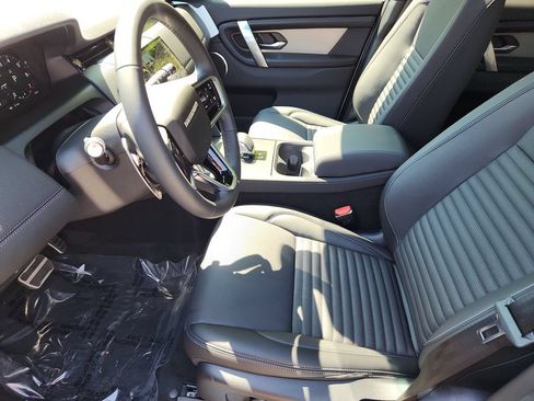 New 2026 Land Rover Discovery Sport Landmark AWD/4WD image 23