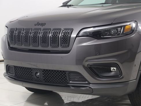 Used 2023 Jeep Cherokee Altitude Lux image 47