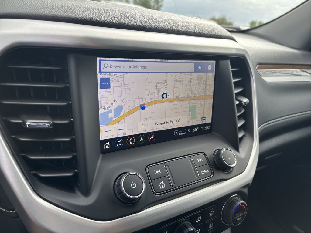 Used 2023 GMC Acadia SLE w/ Infotainment Package AWD/4WD image 18