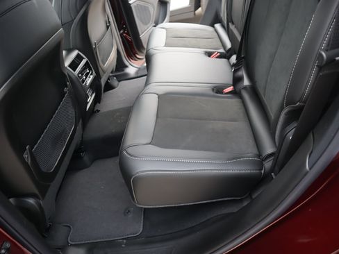 New 2026 Jeep Grand Cherokee Altitude AWD/4WD image 13