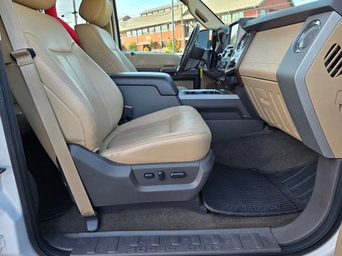 Used 2014 Ford F250 Lariat w/ Chrome Package AWD/4WD image 42