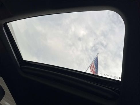 Used 2023 GMC Sierra 1500 AT4 w/ AT4 Premium Package image 19