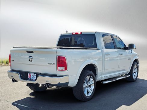 Used 2017 RAM 1500 Laramie w/ Convenience Group AWD/4WD image 5