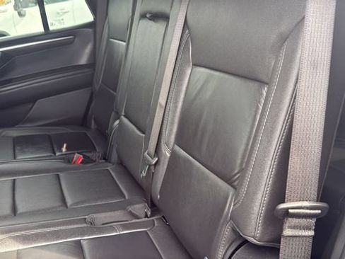 Used 2025 Chevrolet Tahoe Z71 AWD/4WD image 24