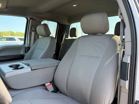 Used 2019 Ford F150 XLT w/ Trailer Tow Package RWD image 16