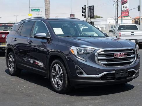 Used 2019 GMC Terrain SLT w/ Preferred Package image 1
