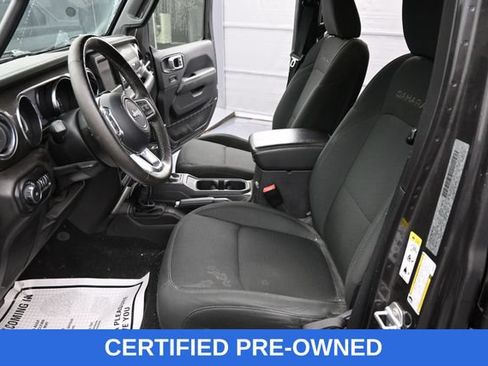 Used 2019 Jeep Wrangler Unlimited Sahara w/ Cold Weather Group AWD/4WD image 7