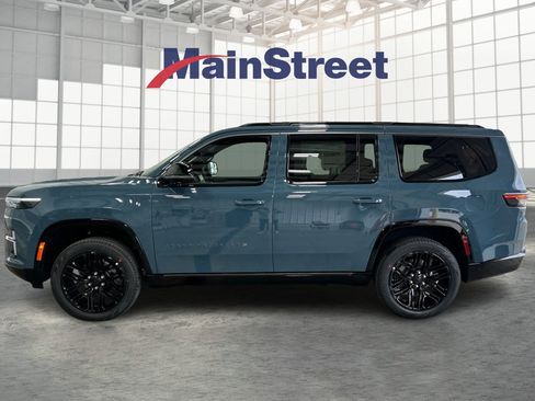 New 2026 Jeep Grand Wagoneer Limited AWD/4WD image 2