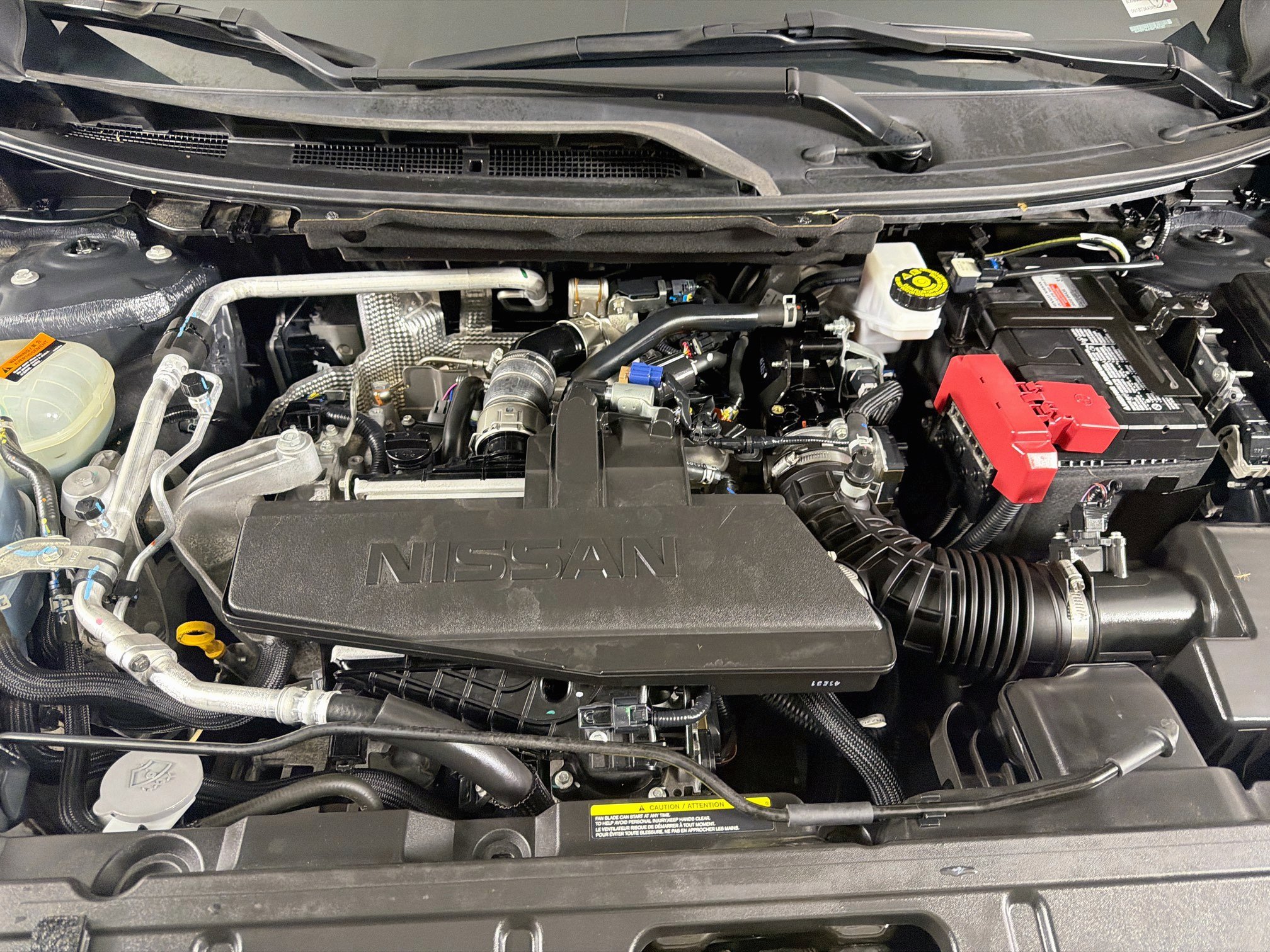 Used 2024 Nissan Rogue S FWD image 31