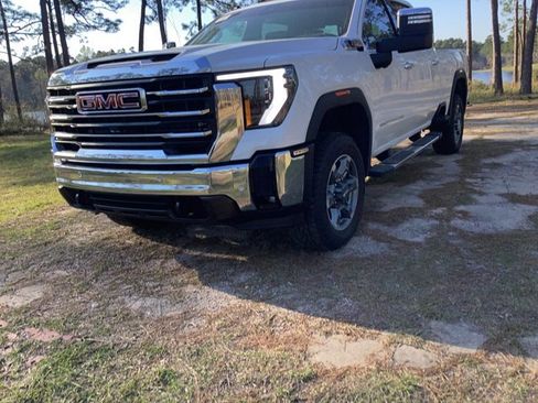 New 2026 GMC Sierra 2500 SLT w/ SLT Premium Package image 32