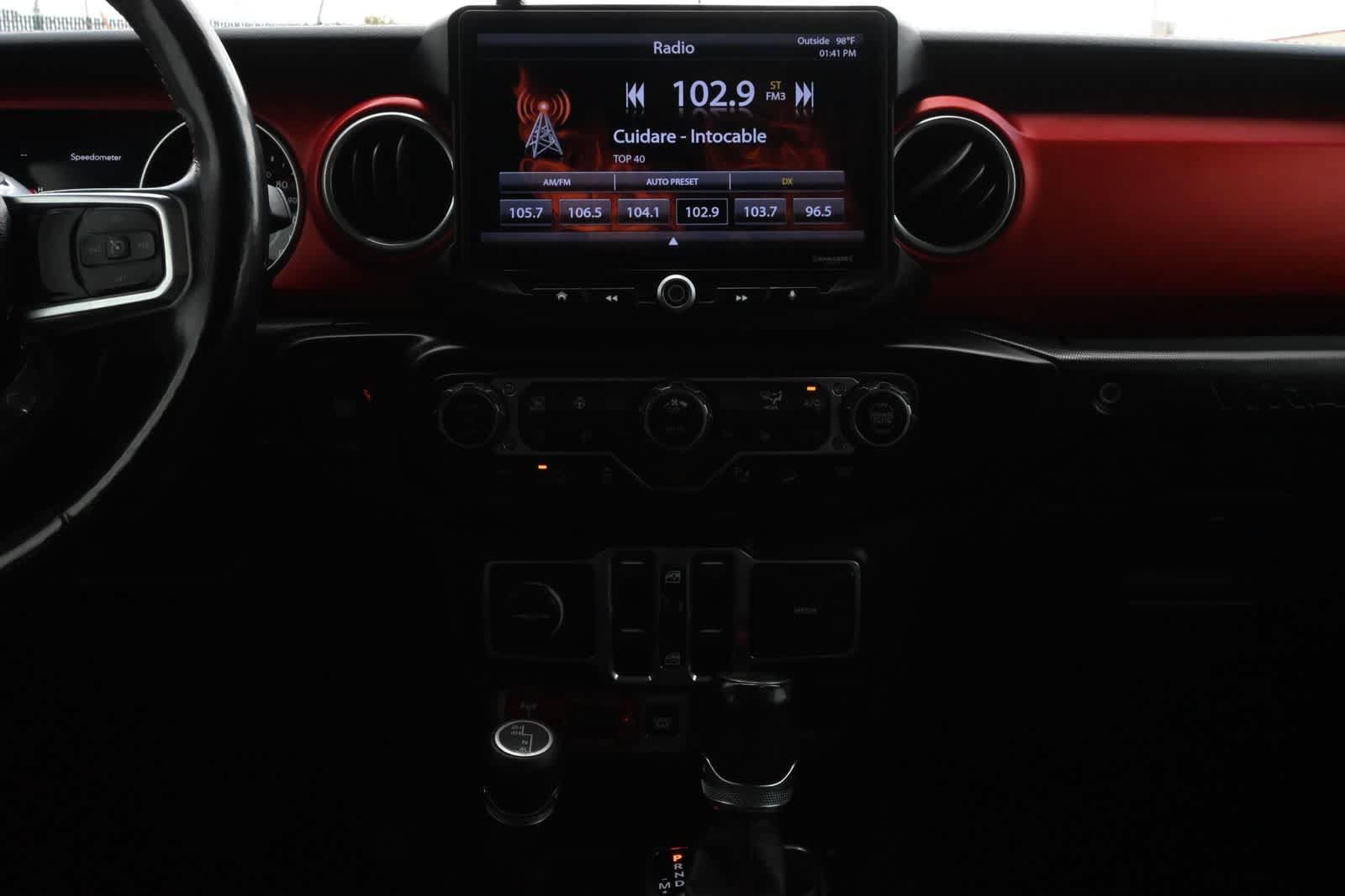 Used 2020 Jeep Wrangler Unlimited Rubicon AWD/4WD image 13
