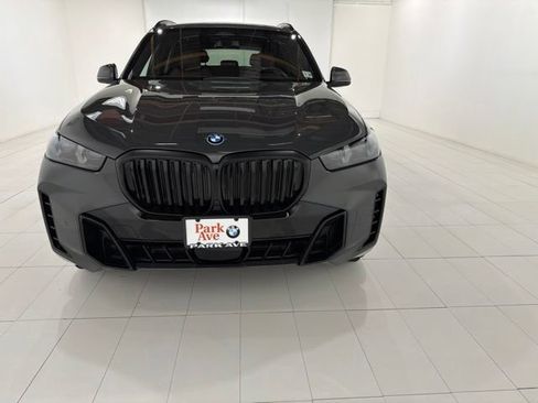 Used 2026 BMW X5 xDrive50e w/ M Sport Package AWD/4WD image 8