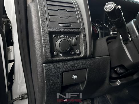 Used 2006 HUMMER H3 image 28