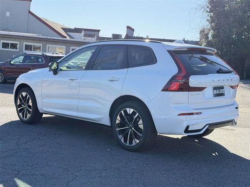 New 2026 Volvo XC60 B5 Ultra w/ Protection Package Premier image 21