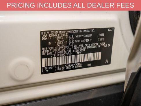 Used 2021 Toyota RAV4 LE FWD image 18